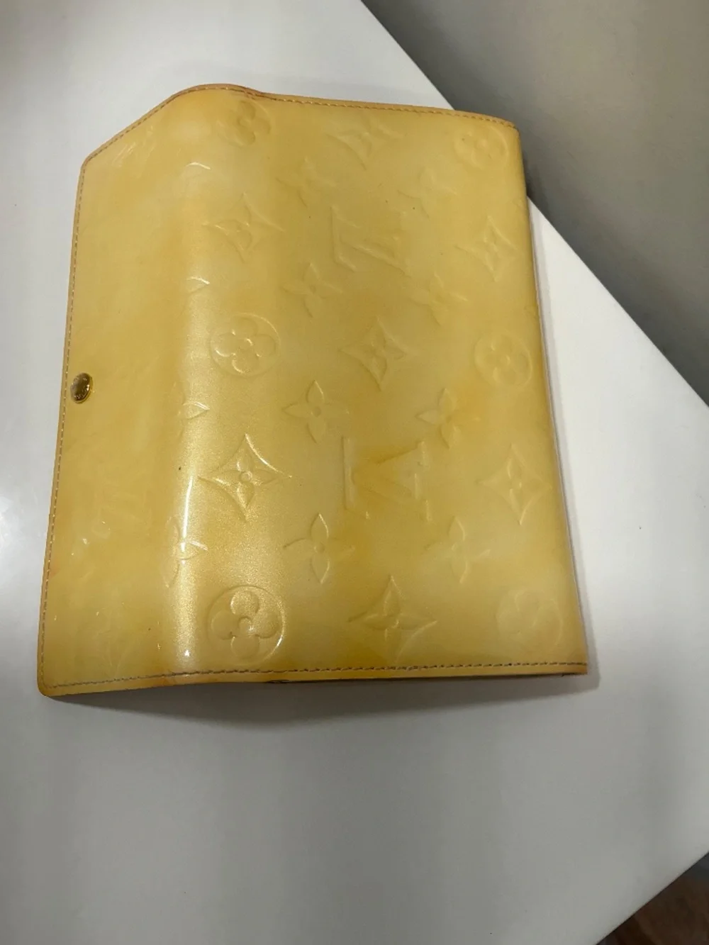 Louis Vuitton yellow Vernis clutch wallet - Picture 9 of 10